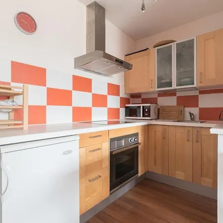 A 200 M From Thalassospa Pornic